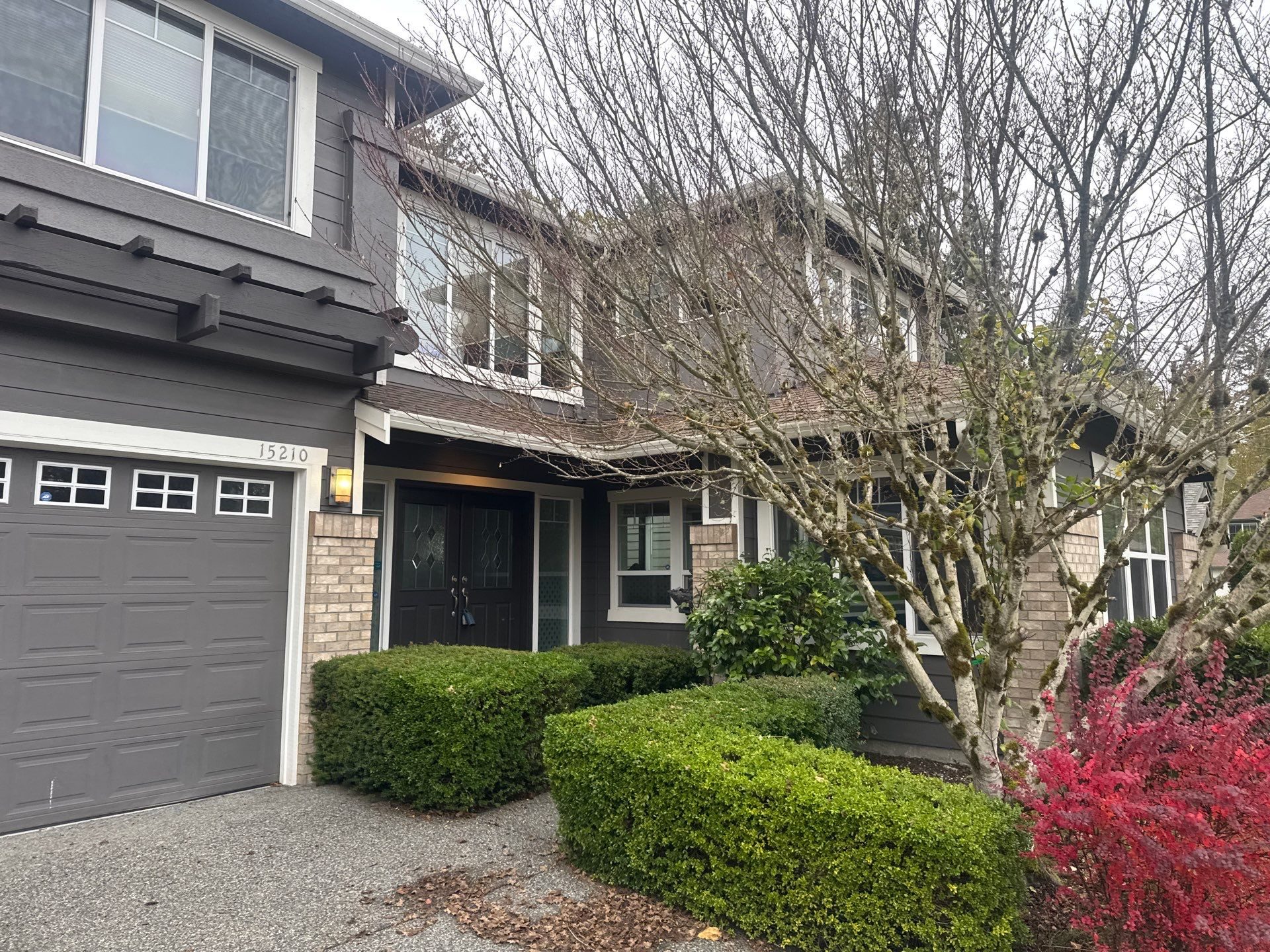 Storm Grey asphalt shingle roof installation on Lake Stevens, WA home, full property context