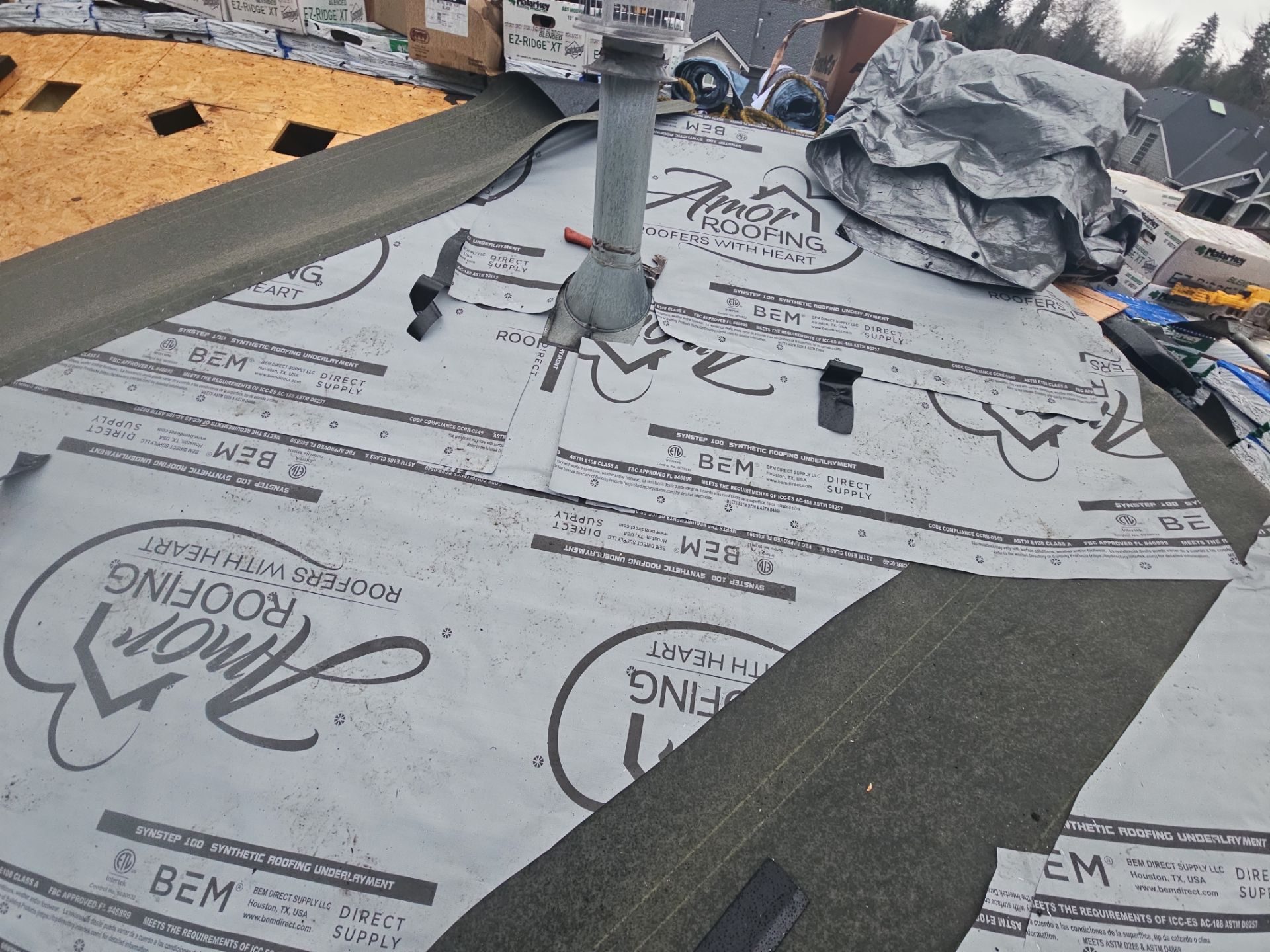 Amor Roofing site documentation: substrate preparation for Storm Grey asphalt shingle install in Lake Stevens, WA